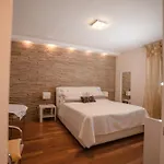 Maria Di Venere Bed & Breakfast 3*