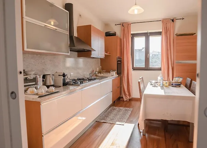 Maria Di Venere 4* バーリ